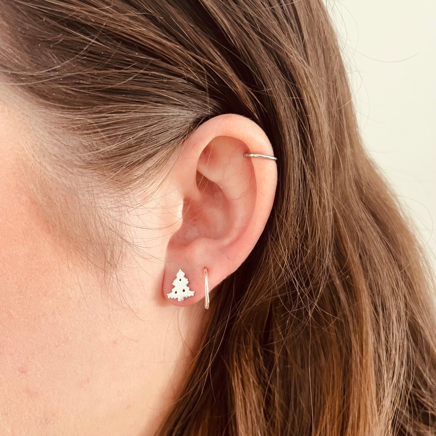 SILVER CHRISTMAS TREE STUDS