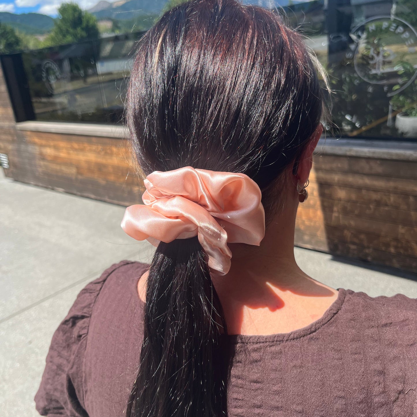 CHAMPAYNE SCRUNCHIE