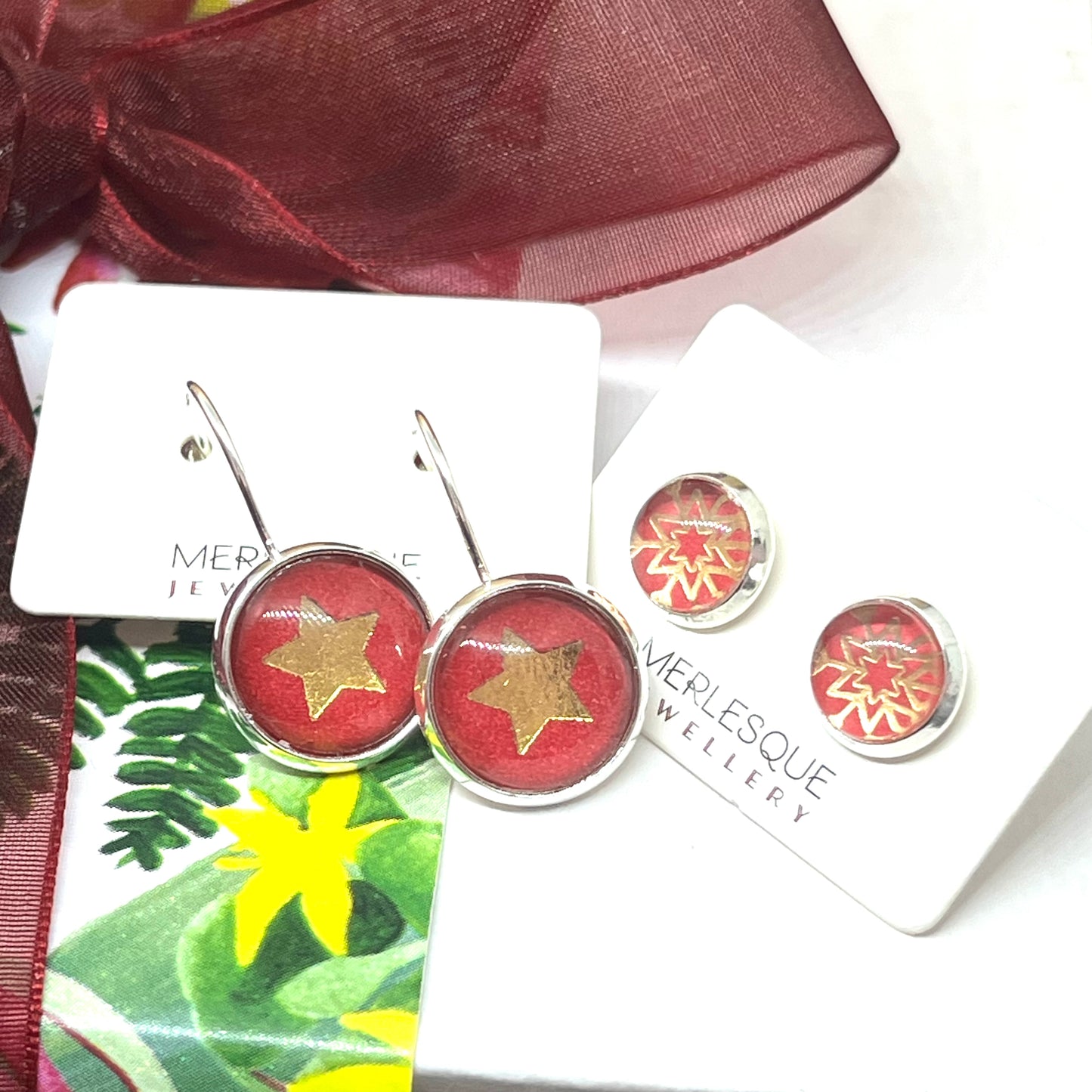 Red & Gold star glass dome christmas earrings with snowflake studs