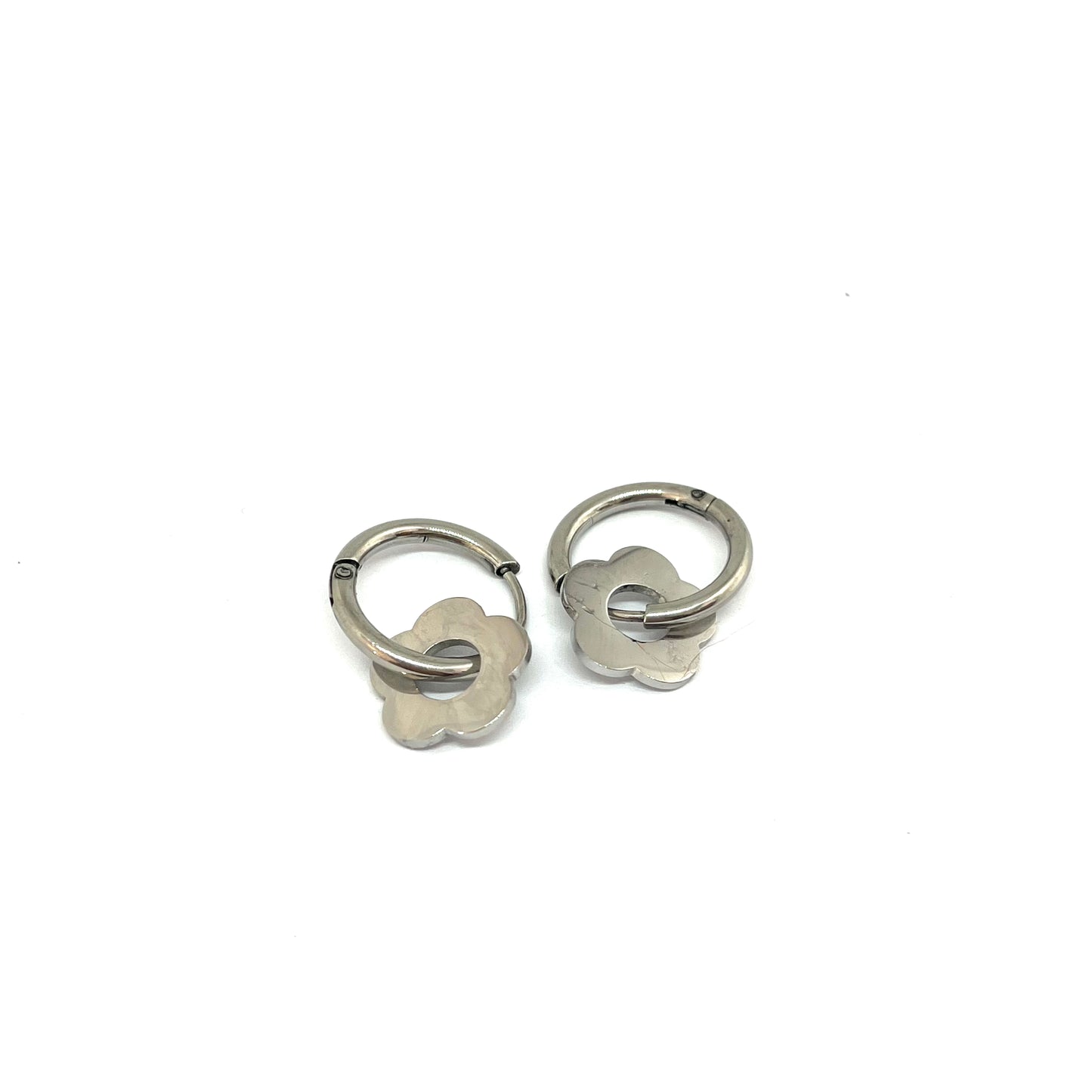 SILVER DAISY HOOPS
