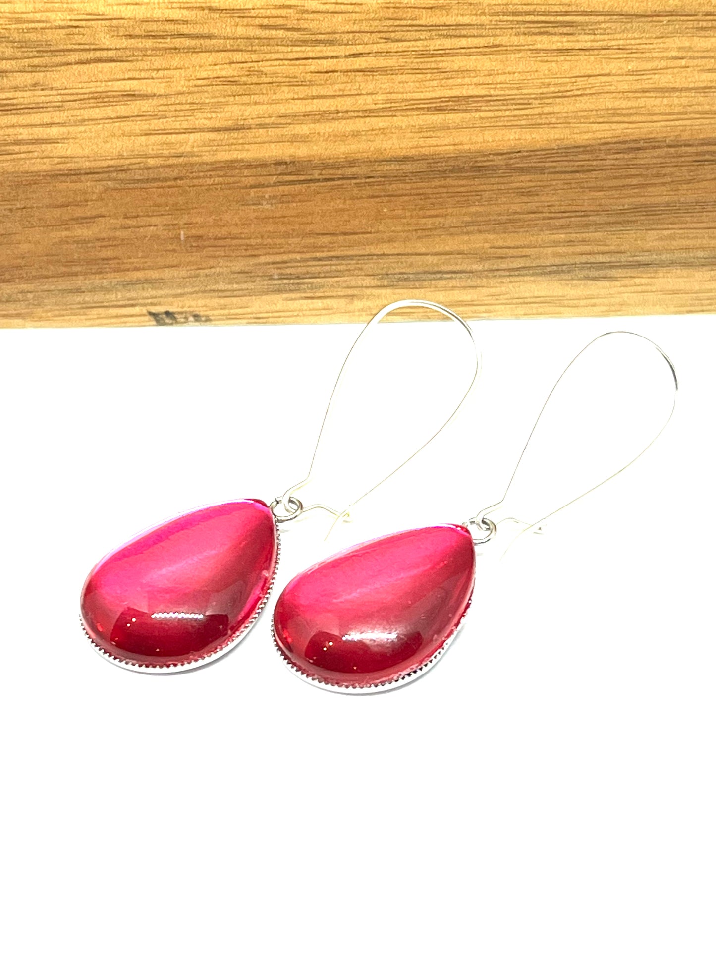 HOT PINK TEARDROP EARRINGS