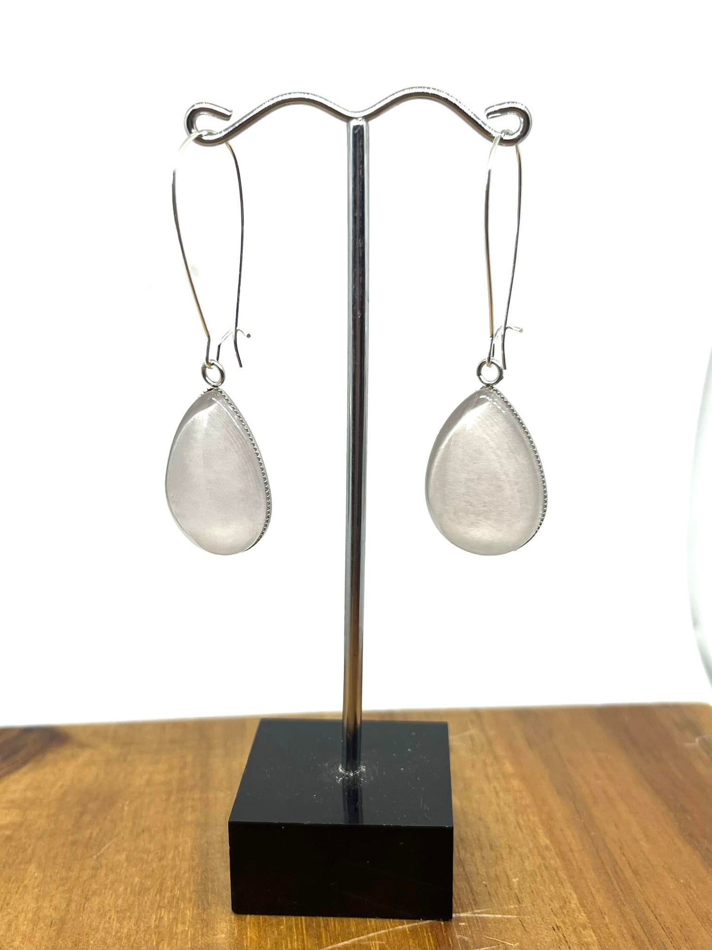 PEARL TEARDROP EARRINGS