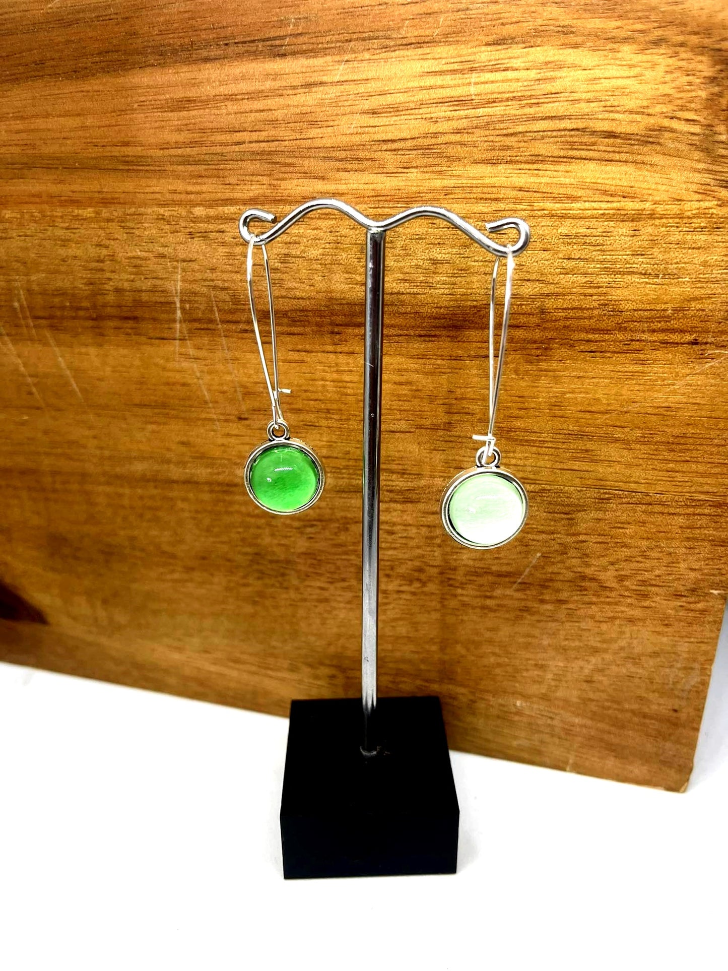 DOUBLE SIDED GREEN TONE EARRINGS