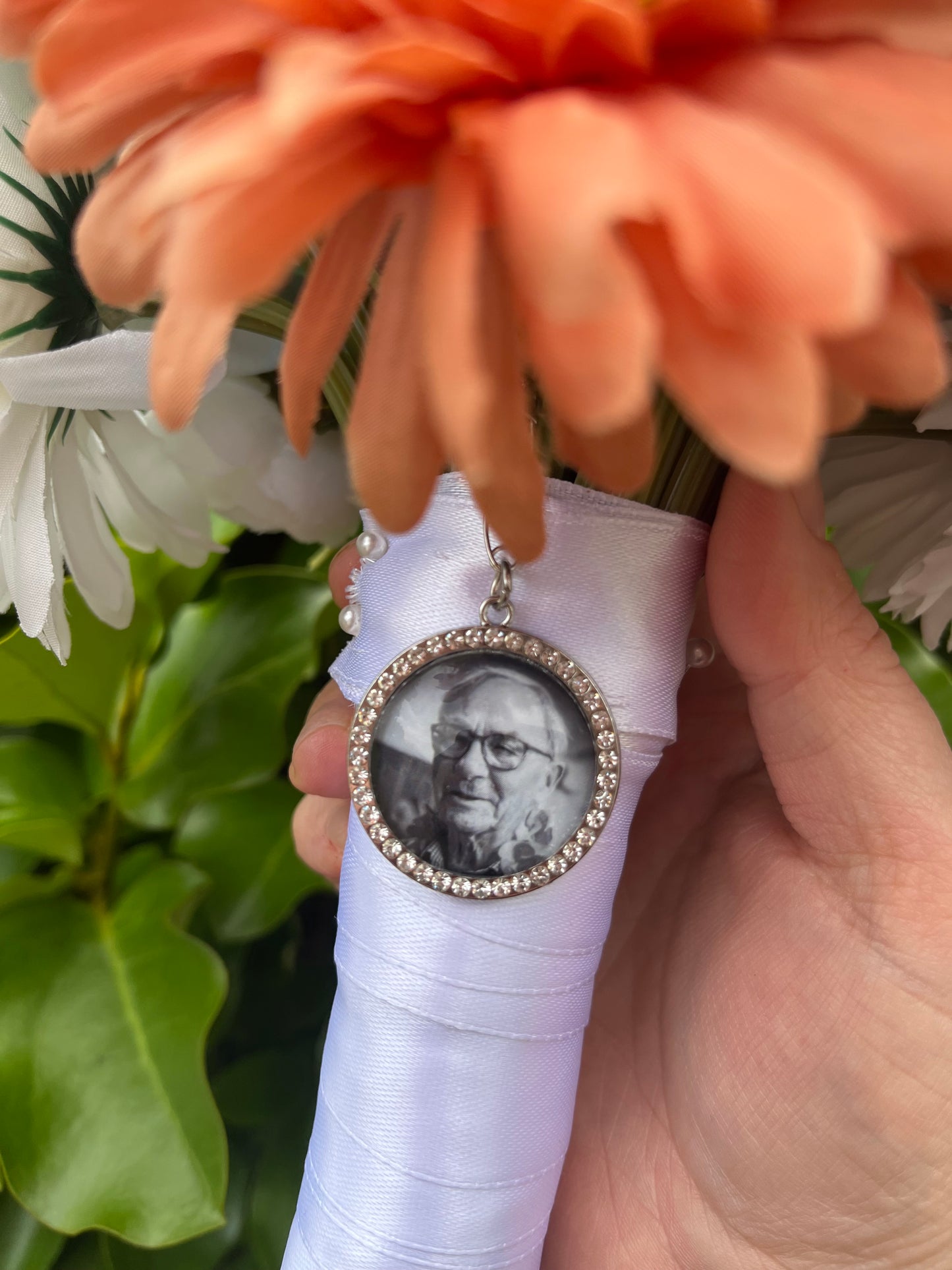 DIAMOND PHOTO BOUQUET CHARM