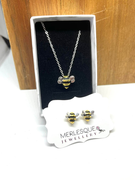 BEE EARRING  & NECKLACE DEAL