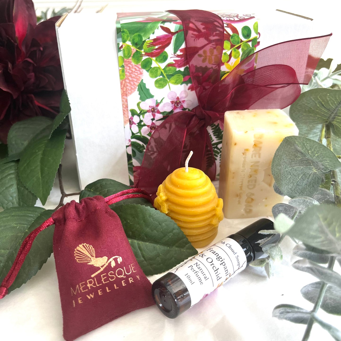 SENSORY GIFT BOX