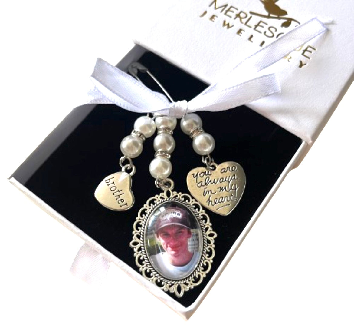 ALWAYS IN MY HEART BROTHER  PHOTO BOUQUET CHARM
