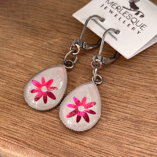 METALLIC PINK FLOWER TEARDROP EARRINGS
