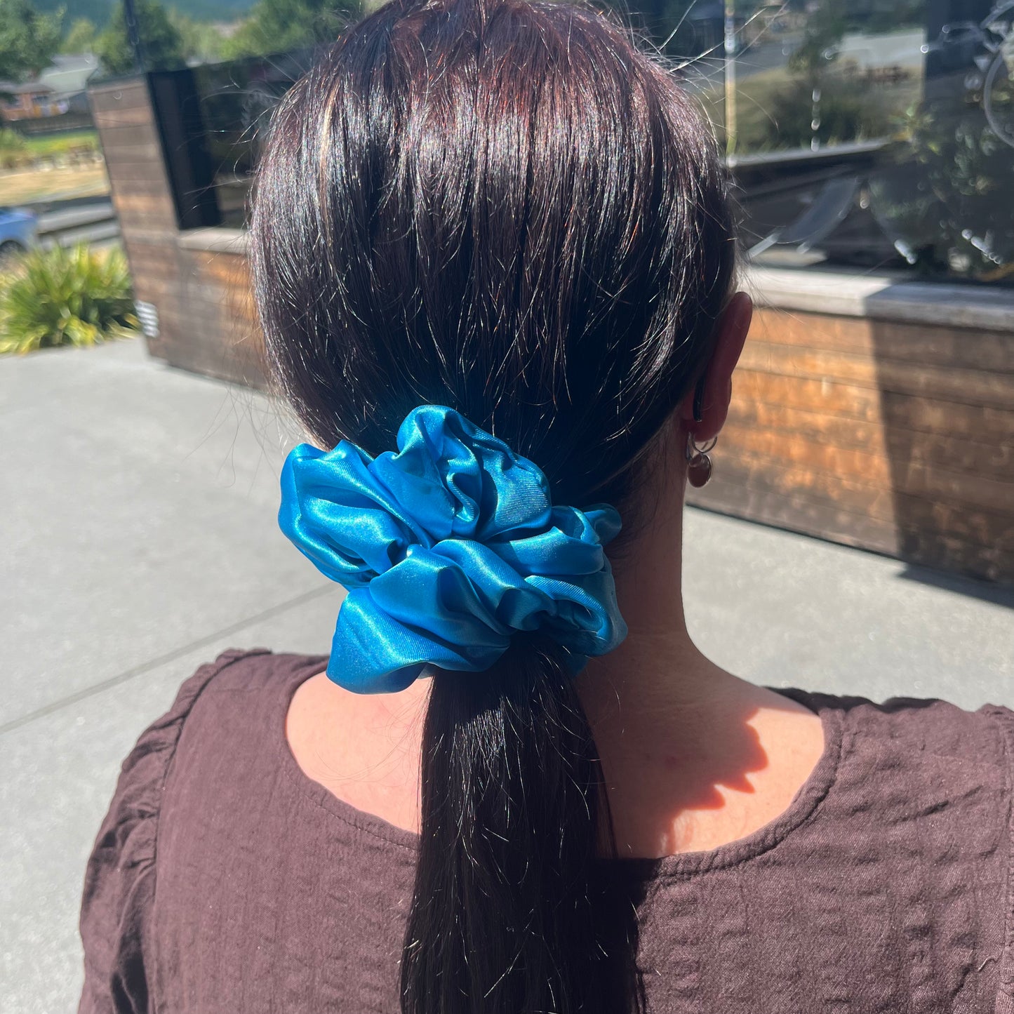 TURQUOISE SCRUNCHIE