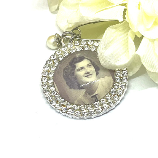 Silver diamond flower charm with a pearl