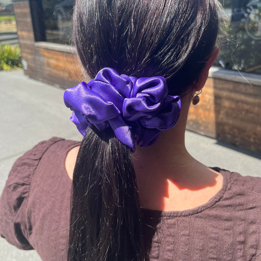 PURPLE SCRUNCHIE