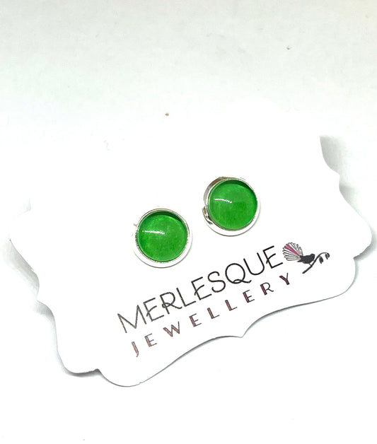 GREEN STUDS
