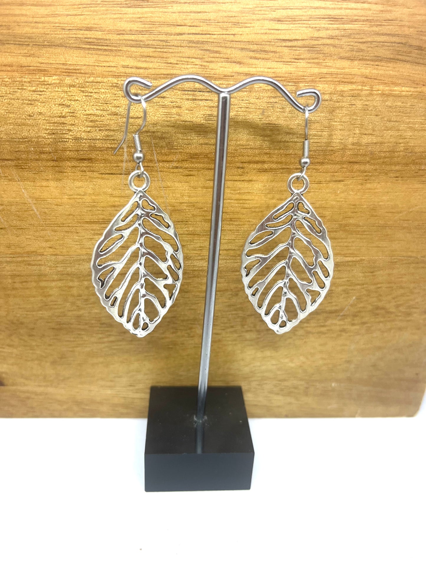 SILVER LEAF EARRINGS