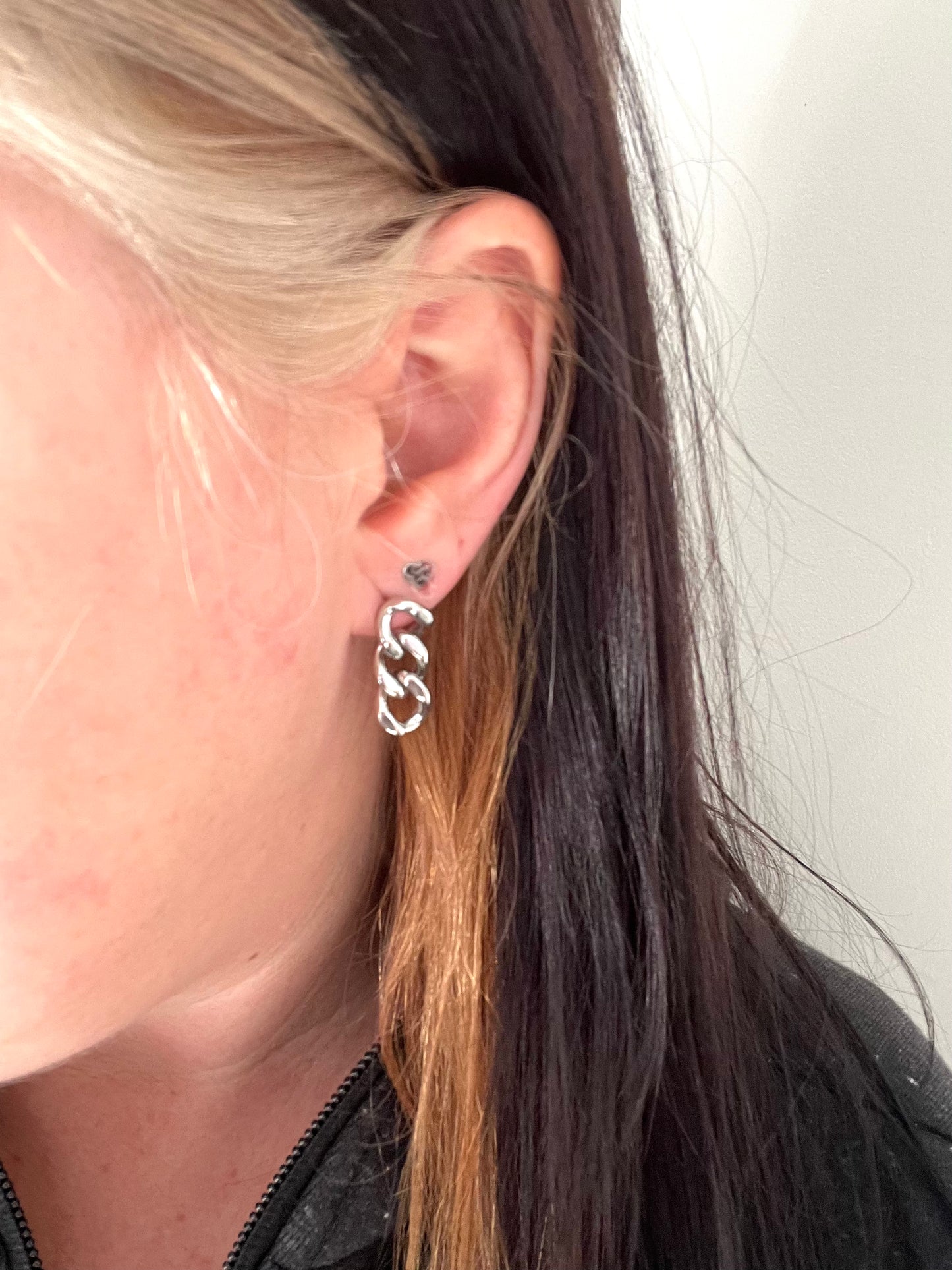 SILVER CHAIN EARRINGS