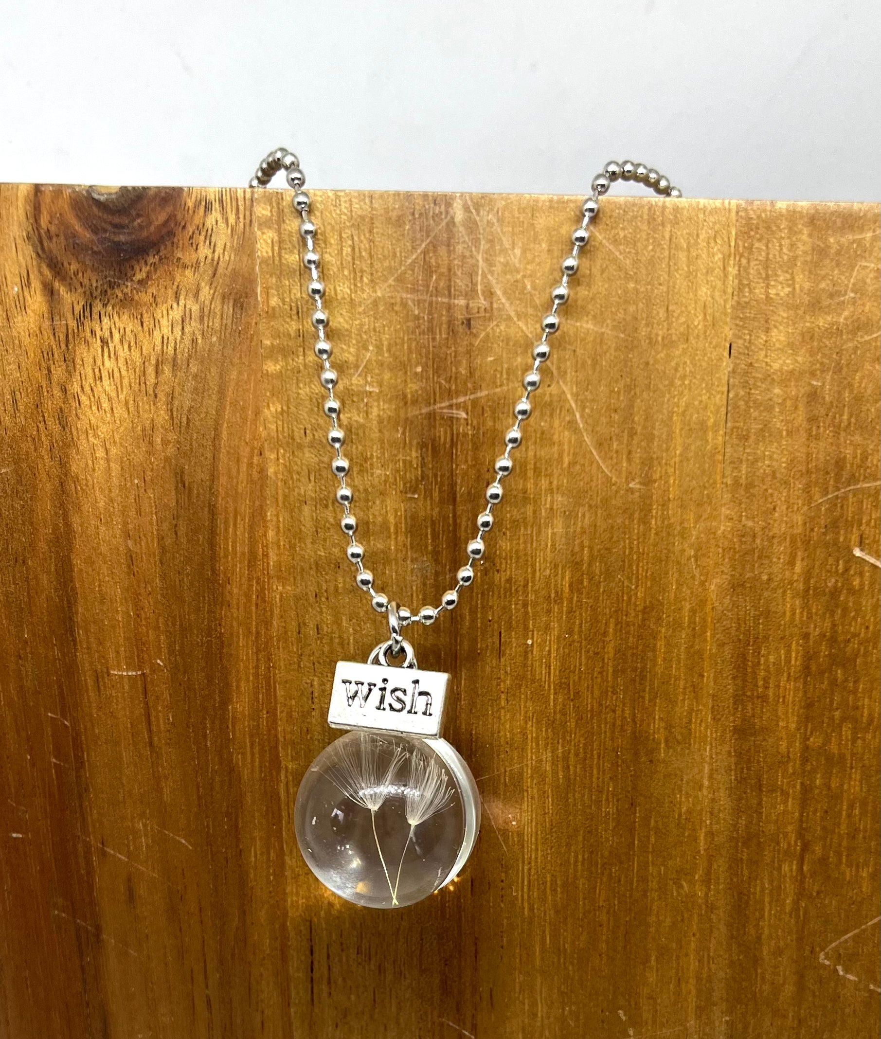 Dandelion hot sale crystal necklace