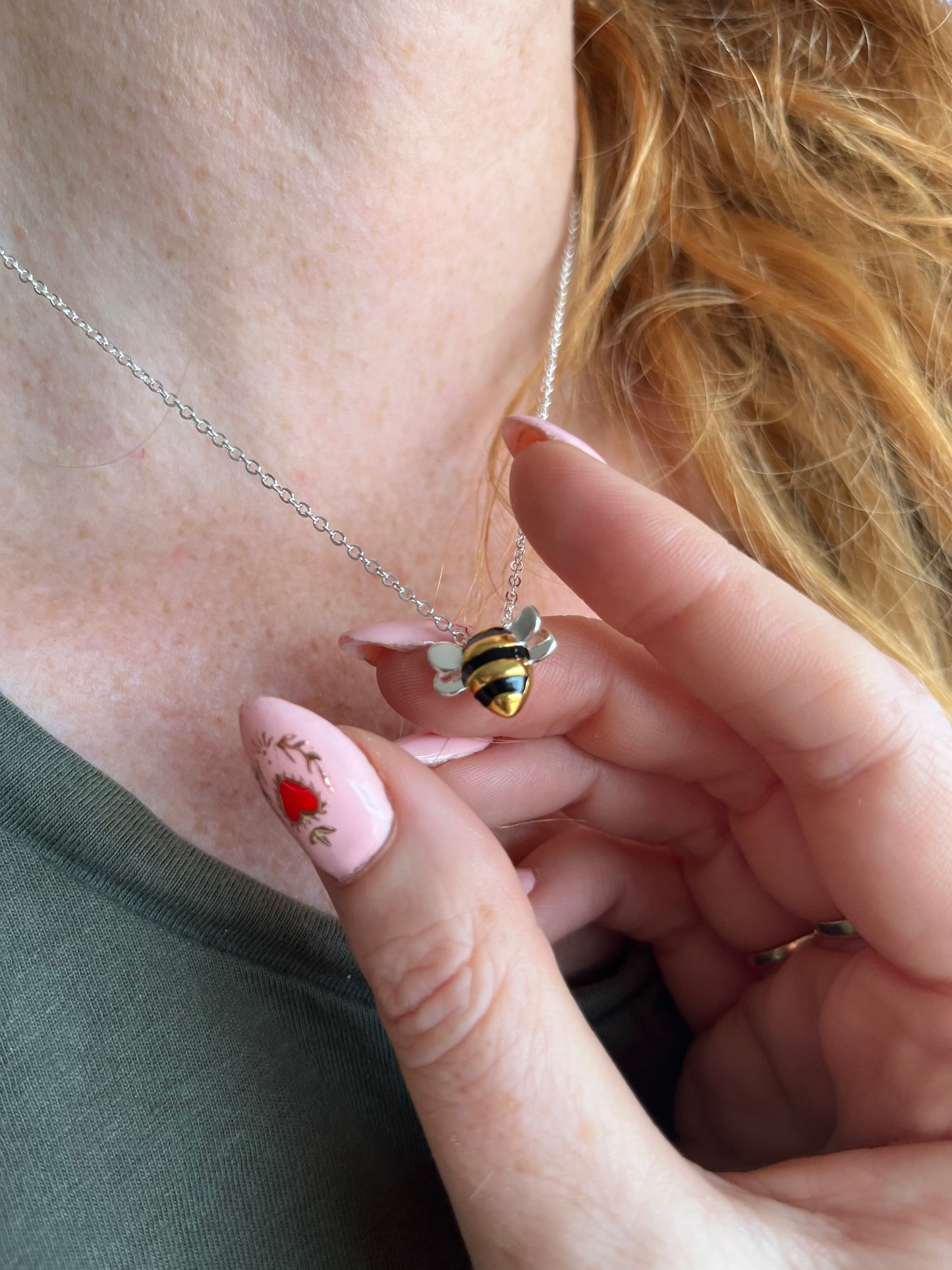 STERLING BEE NECKLACE