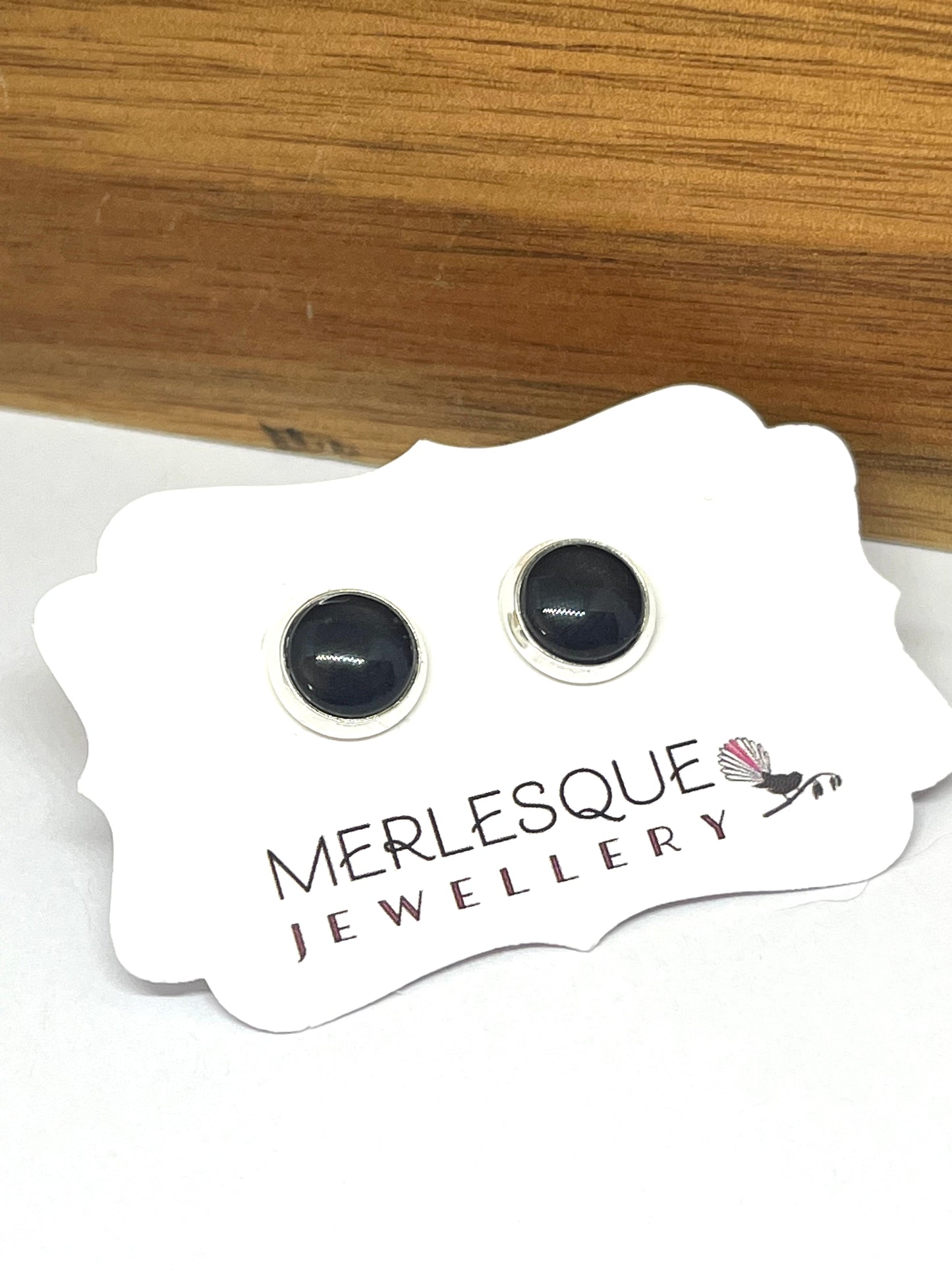 BLACK STUDS