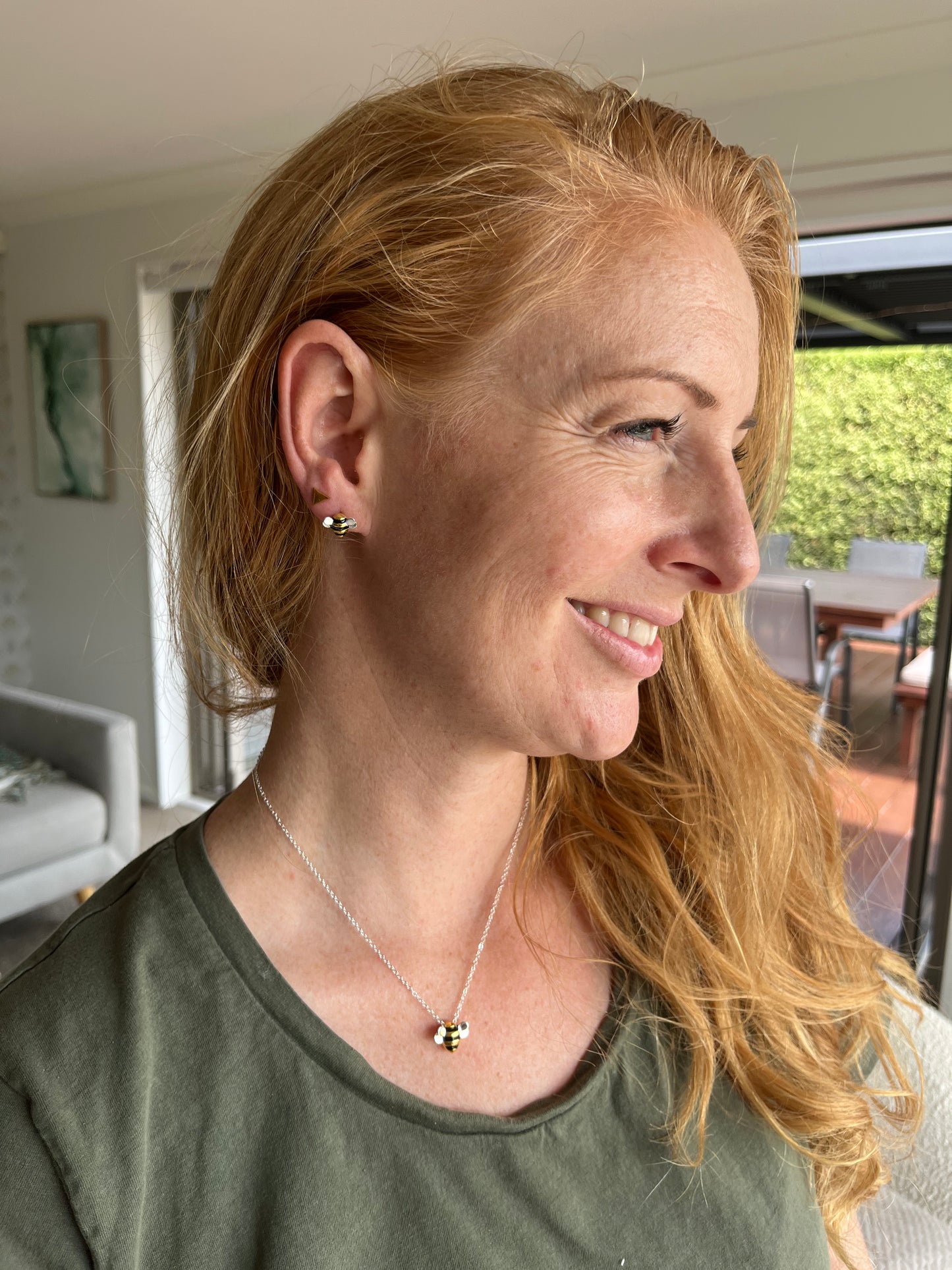 STERLING BEE NECKLACE